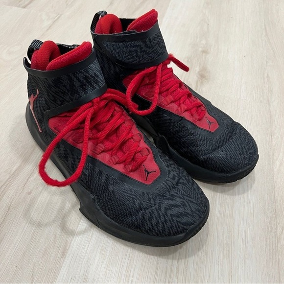 Jordan Fly Unlimited Anthracite‎ Gym Red Basketball High Top Sneakers 7.5 Shoe - Picture 4 of 11